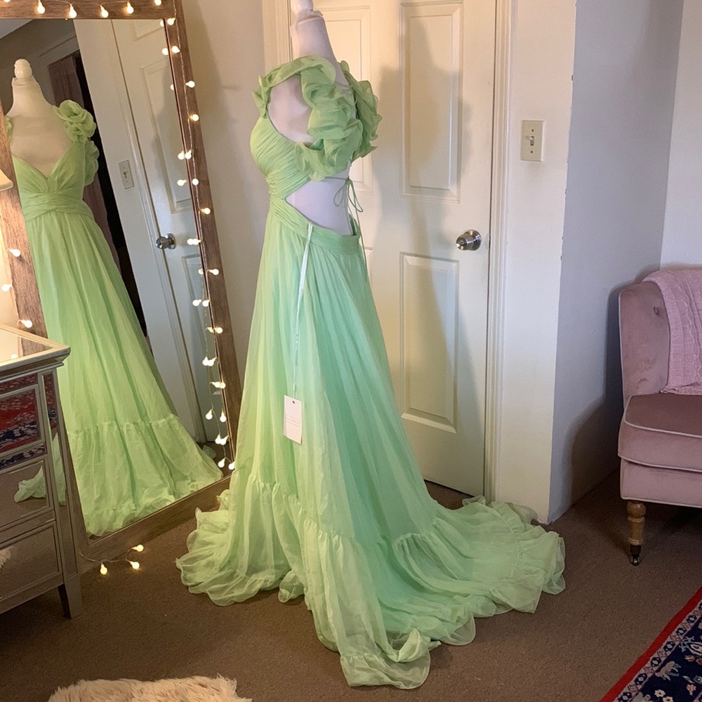 MAC DUGGAL
Ruffle Tiered Cut-Out Chiffon Gown Anthropologie - Picture 8 of 17